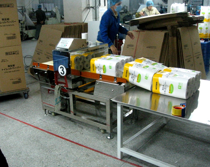 好景紙品整包金屬檢測機8.jpg